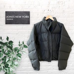 Women’s Crop Puffer Coat in Black Size S